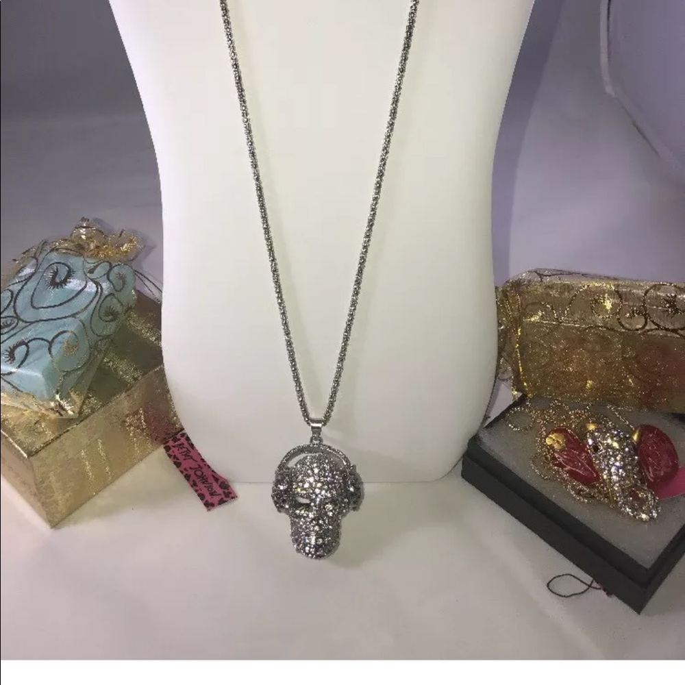Betsey Johnson Silver Beats Skull Crystal Necklace - Picture 4 of 8